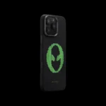 ⁦كفر منسوج بملمس مضيء تعاوني من Aries لسلسلة iPhone 16 - Alien⁩ - الصورة ⁦4⁩